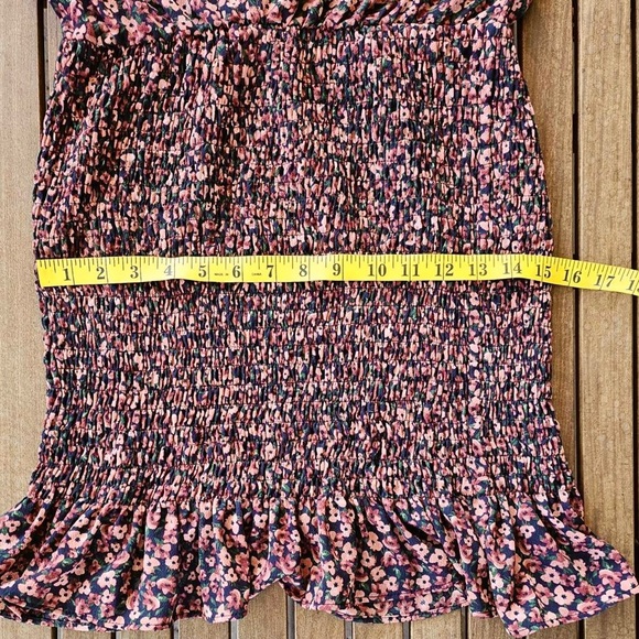 ZARA ~ Rust Floral Mini Dress w/Smocked Skirt & Peek-a-Boo Back ~ Size Large - Picture 14 of 15